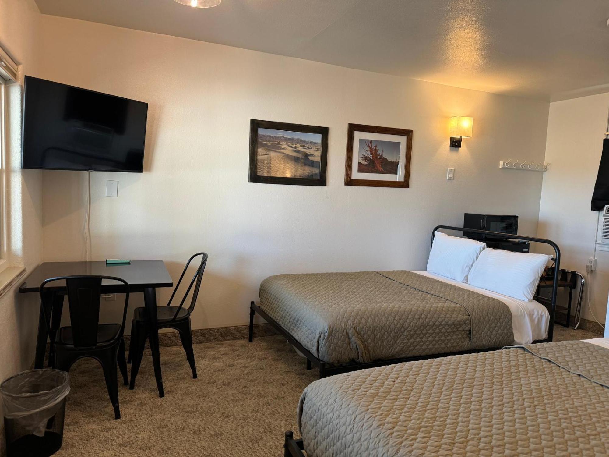 Eastern Sierra Motor Lodge อินดิเพนเดนซ์ ภายนอก รูปภาพ